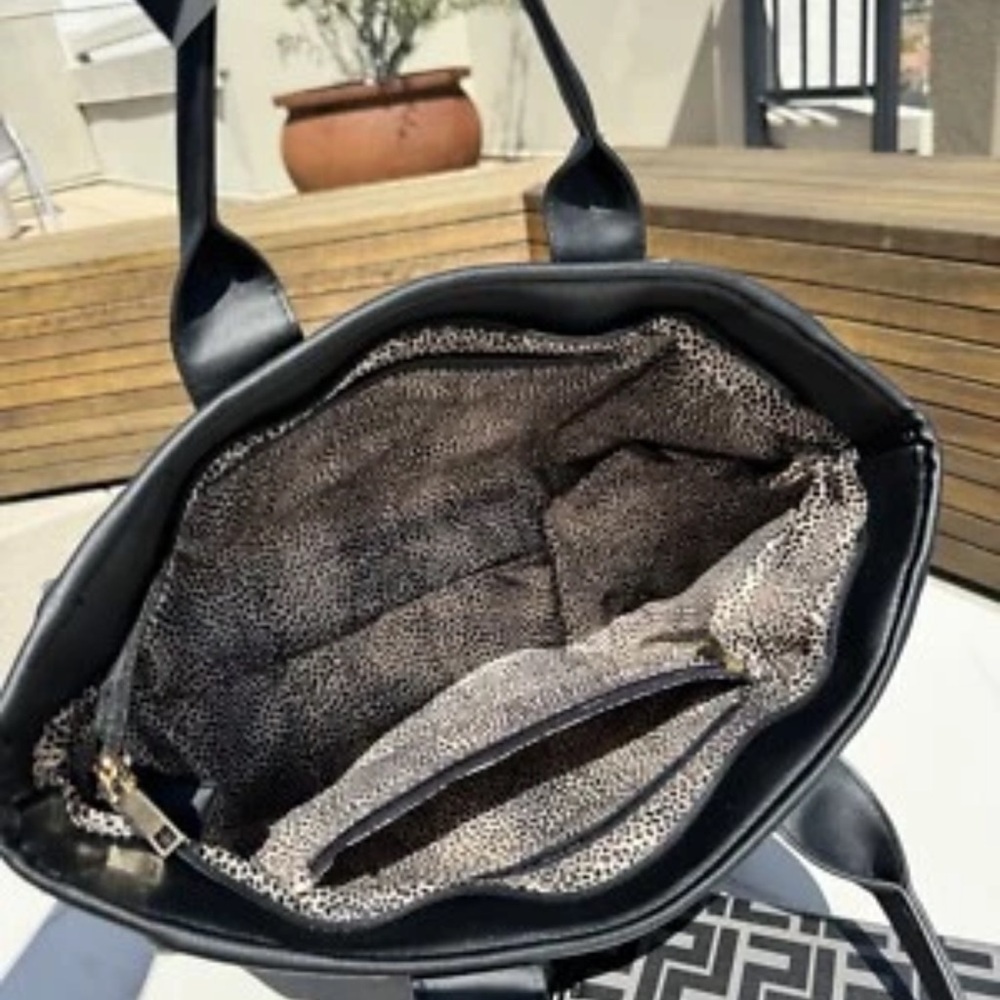 2pc Tote Bag w Wallet NWT - Picture 5 of 7
